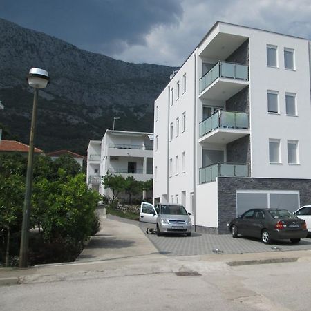 Apartments Lara Drvenik  Bagian luar foto