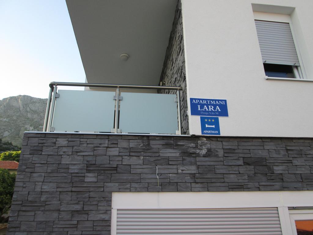 Apartments Lara Drvenik  Bagian luar foto